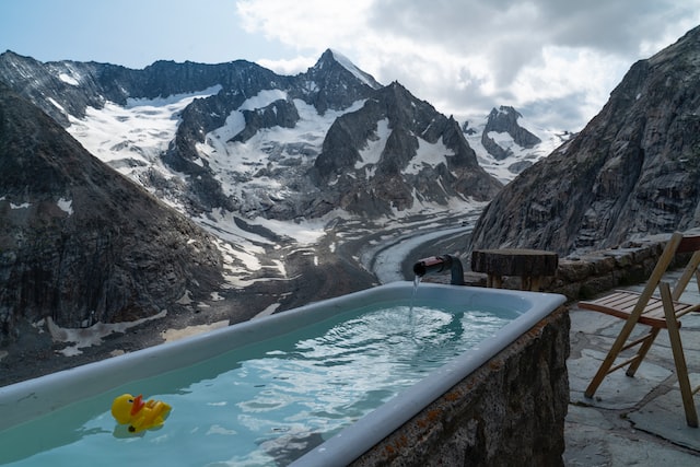 a bath in mountains
